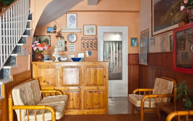 Hotel Athina