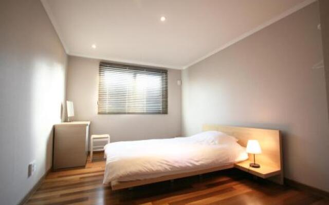 Guesthouse Gangnam — Female Only (гостевой дом для женщин)