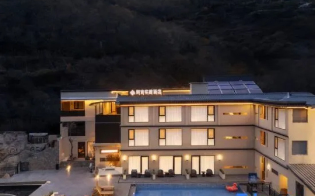 Langji Mizang Hotel – Exterior – Ngawa
