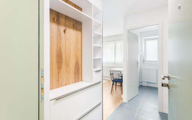 Sallaz Residence by Homenhancement