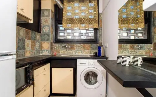 Acropolis Flat next to the New Acropolis Museum