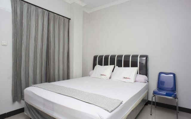 RedDoorz @ Blok A