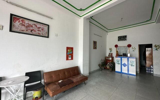 SPOT ON 1222 Song Han Motel