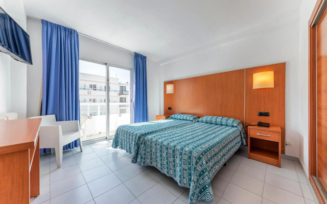 Port Fiesta Park Hotel