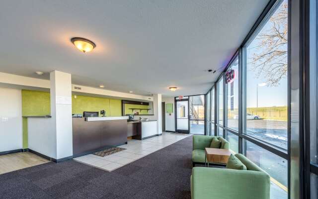 Studio 6 Indianapolis, IN