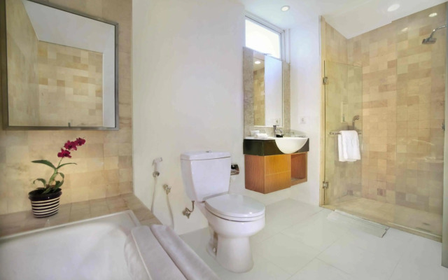 Golden Tulip Balikpapan Hotel & Suites