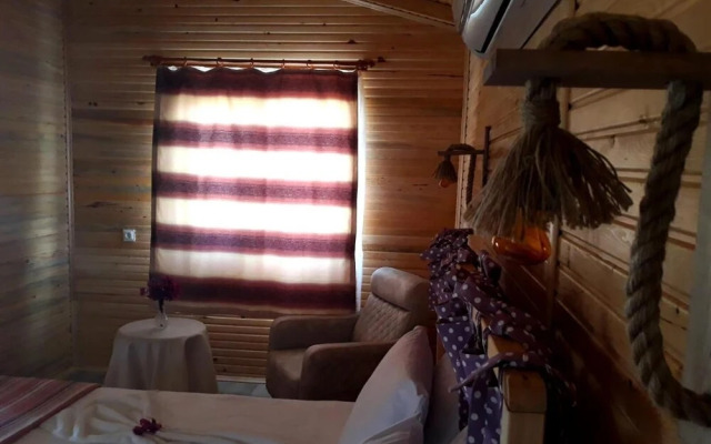 EM-BA Butik Bungalov