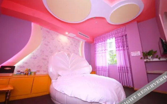 Wanyuan Youth Memory Theme Hotel