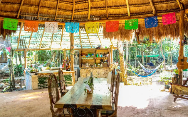 Casa Aztlan