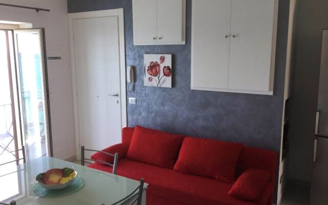 Balcone Sugli Scogli