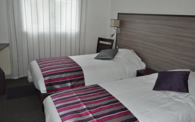 Contact Hôtel O’Nice Saintes