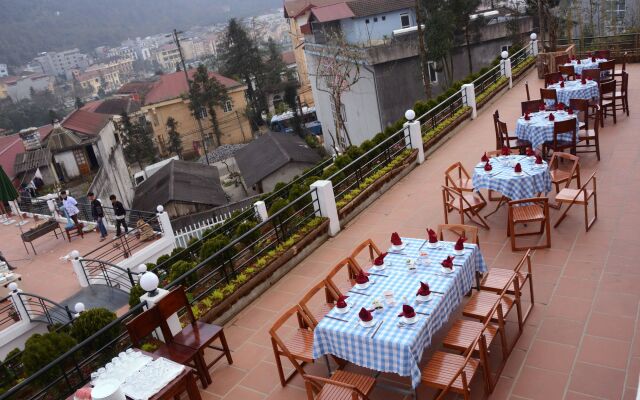 Sapa Village Hotel
