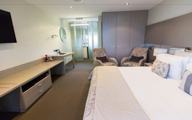 Airport Gateway Motor Lodge