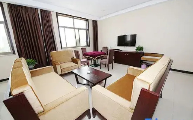 Rongcheng Maofeng Holiday Hotel