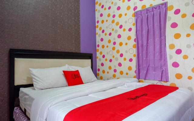 RedDoorz near Stasiun Kebumen