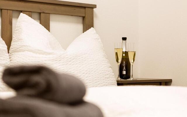 Apartment Schafbergblick mit Balkon