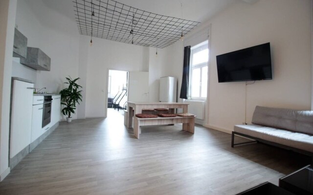 Geräumiger Altbau für große Gruppen