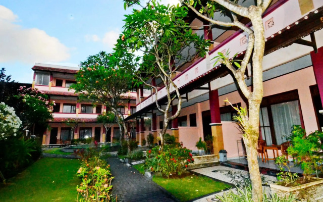 Pesona Beach Inn