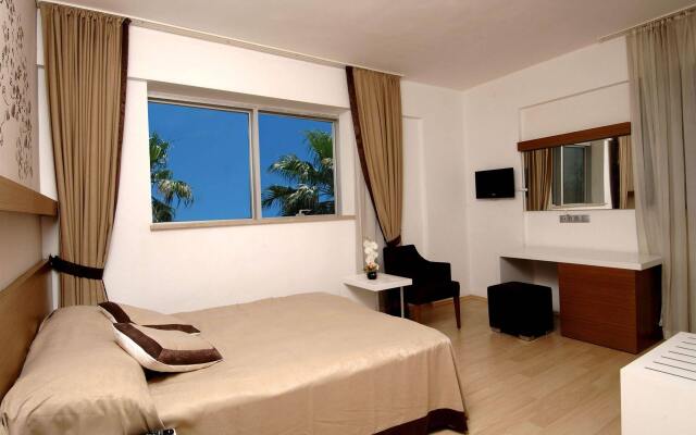 Expo Park Hotel