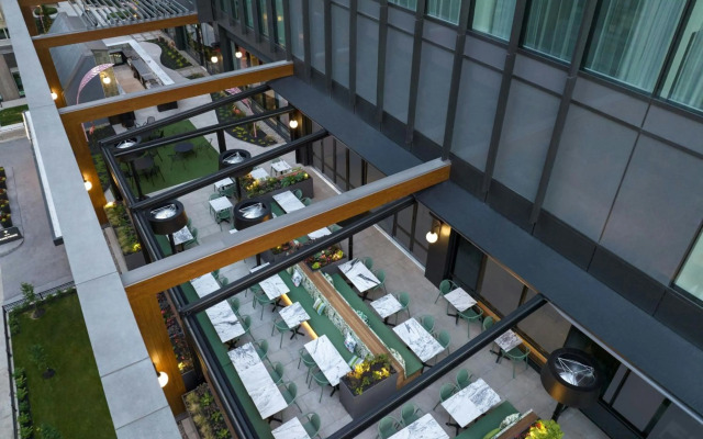 The Honeyrose Hotel, Montreal, A Tribute Portfolio Hotel