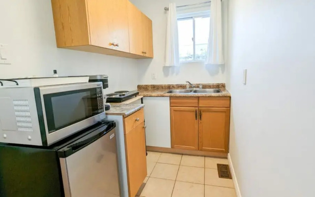 Oasis by the Bay Vacation Suites