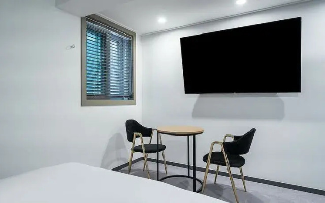 Hotel 166 Suwon