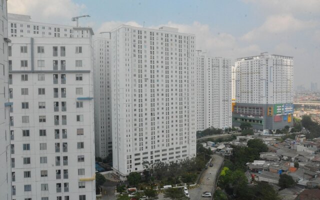 Strategic And Minimalist 2Br At Bassura City Apartment