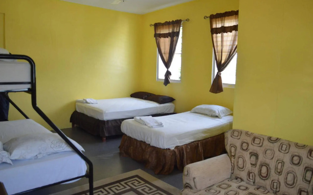 Sky Flower Hotel Belmopan / El Rey Hotel