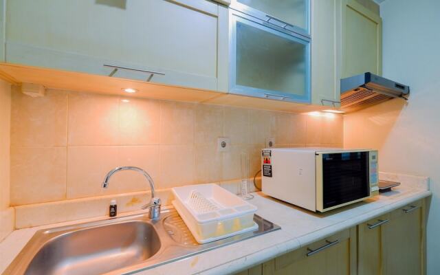 Modern Look And Comfy 3Br Apartment Bellagio Residence