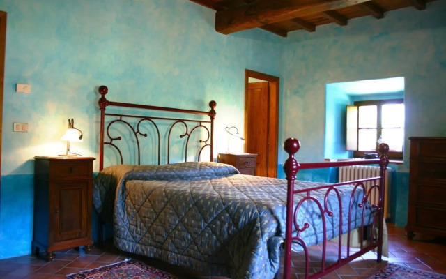 Wonderful private villa for 16 people with WIFI, private pool, TV and parking