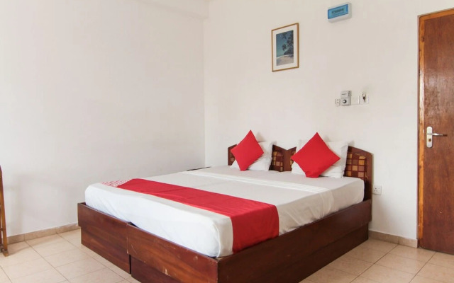 OYO 111 Sea Shine Beach Hotel