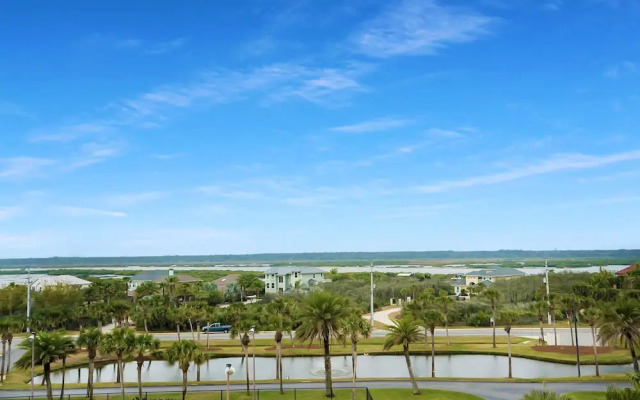 Vast Oceanfront Views Pool Patio Tennis