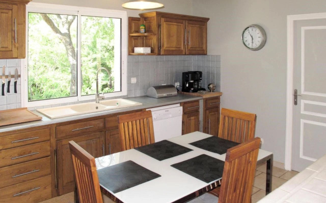 Holiday Home Côté Sud - BZS165