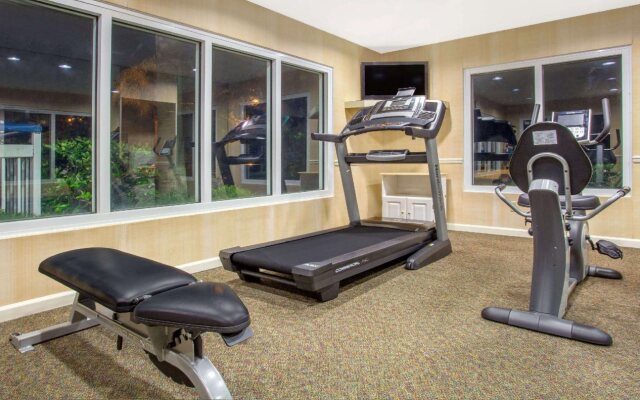 Hotel Carolina, a Days Inn by Wyndham