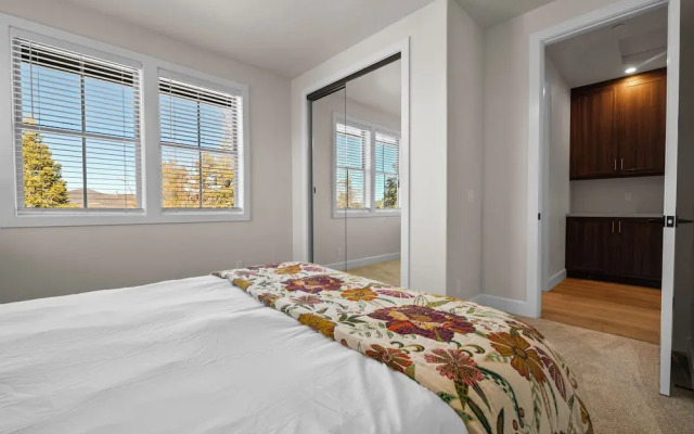 Pine Meadow All Seasons Lodge