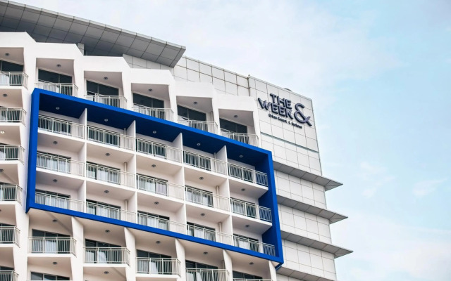 The Weekand Resort