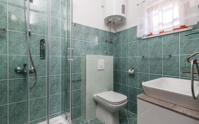 Awesome Home in Povljana With Wifi and 1 Bedrooms