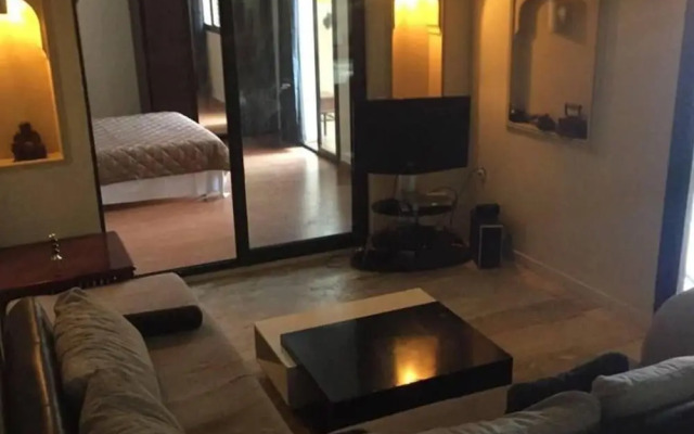 Charming 2-bed Apartment Large Terrace Marrakech