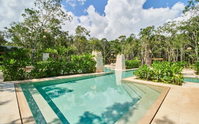 Santomar Tulum A102 By Lockey