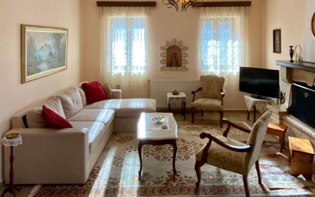 Comfortable Apartment in Village Saint Minas