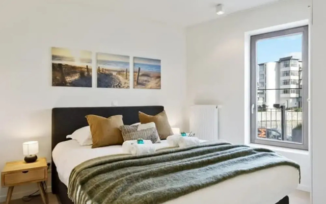 Apartment With Natural Swimming Pool