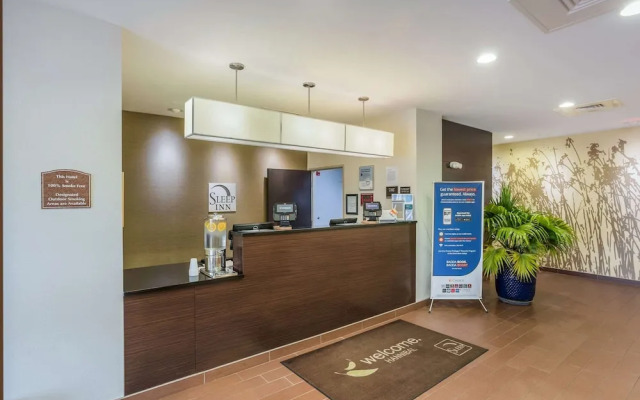 Sleep Inn & Suites