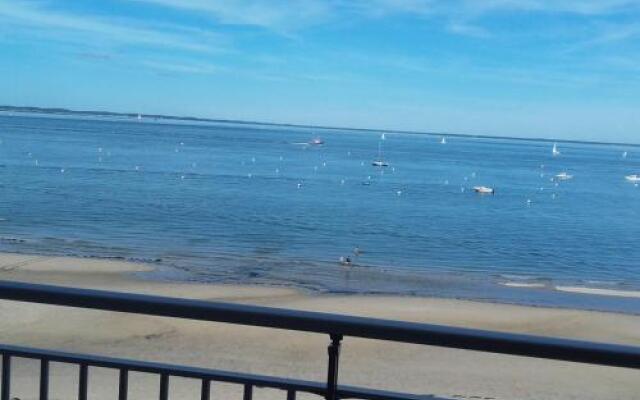 Apartment Vue Mer - Direct a la Plage