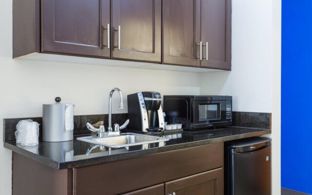 Holiday Inn Express Plymouth by IHG