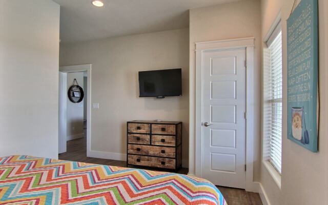 Beach-A-Holic 8121 by RedAwning