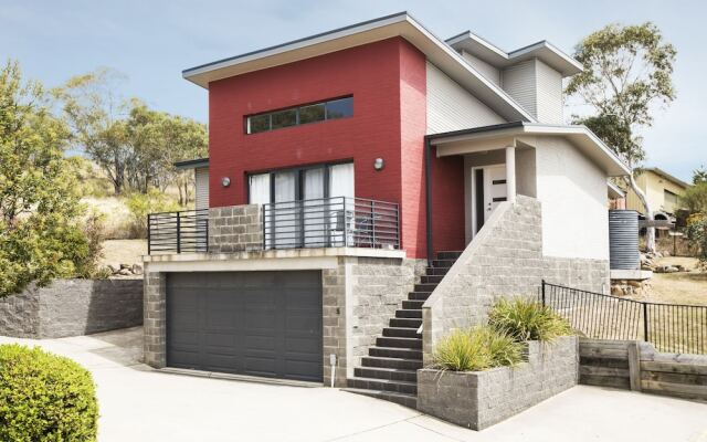 Eclipse 5- Spacious Townhouse