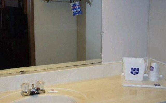 Budgetel Inn & Suites