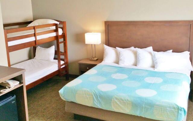 Sandhill Inn & Suites