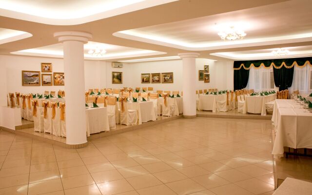 Complex Turistic Cornul Vanatorului