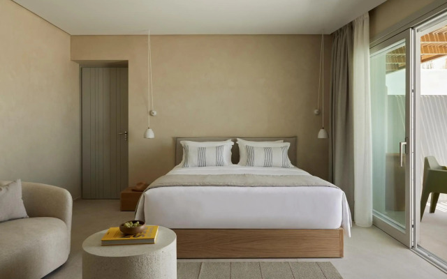 Parocks Luxury Hotel & Spa